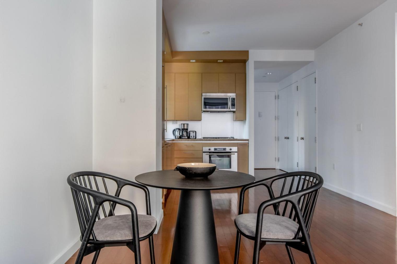 Ues 1br W Doorman Gym Pool Nr Nyc Attractions Nyc-1333 New York