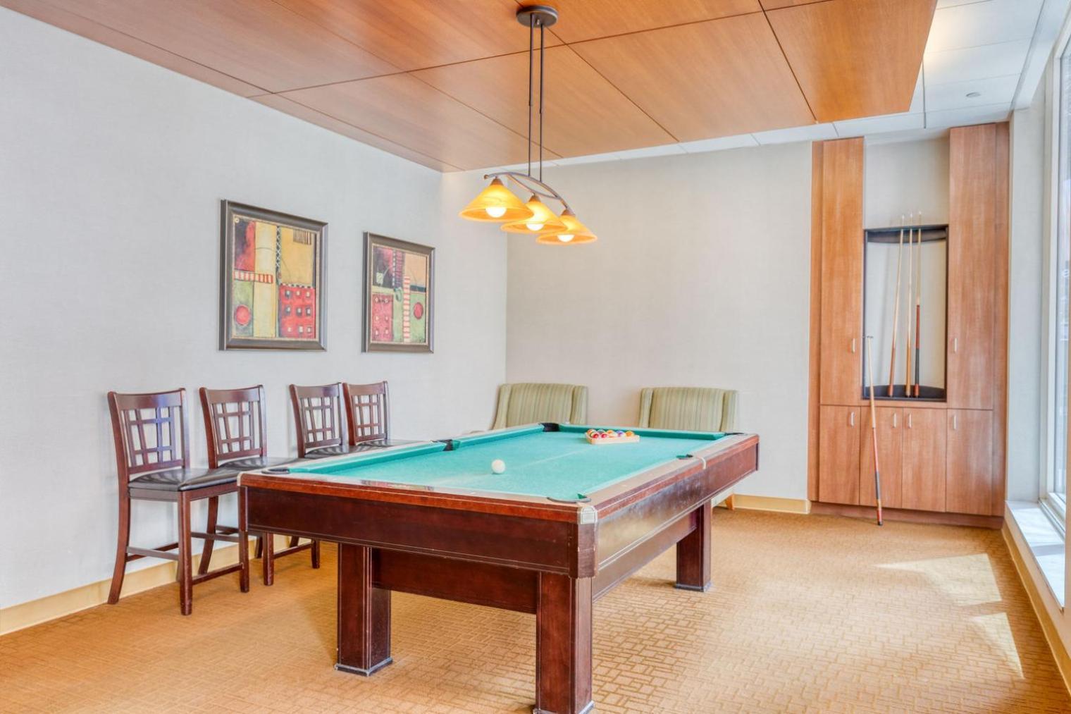 Ues 1br W Doorman Gym Pool Nr Nyc Attractions Nyc-1333 New York